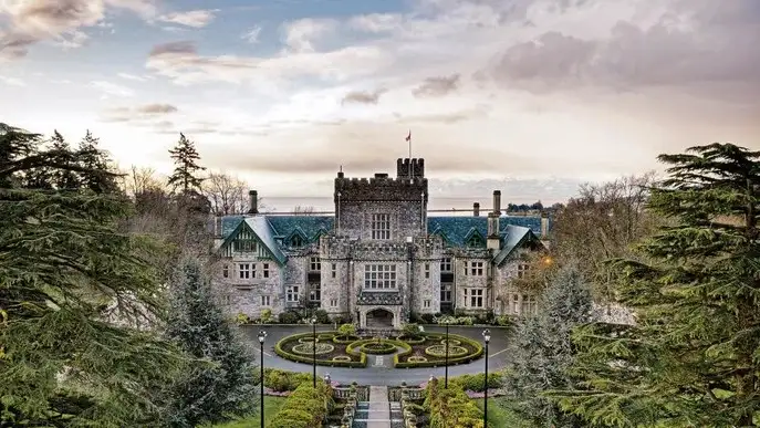 Canadian Campus Life